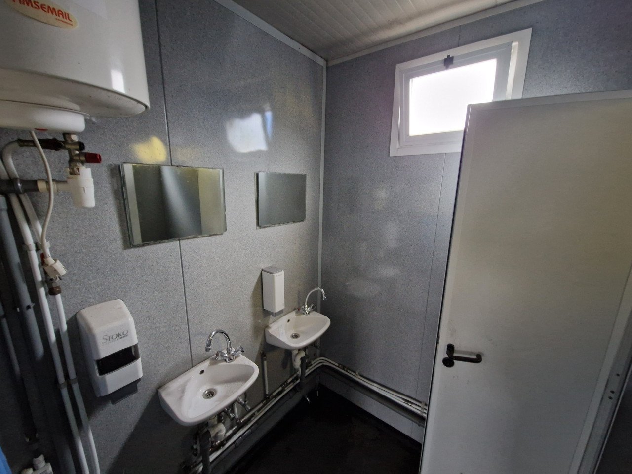 Woonunit / tijdelijke woning / kantoorunit 12x9m 108m2
