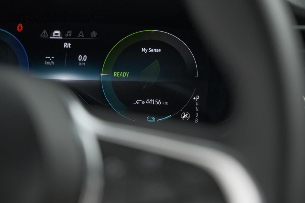 Renault Captur 1.6 e-tech full hybrid 145 techno | pack full screen | camer