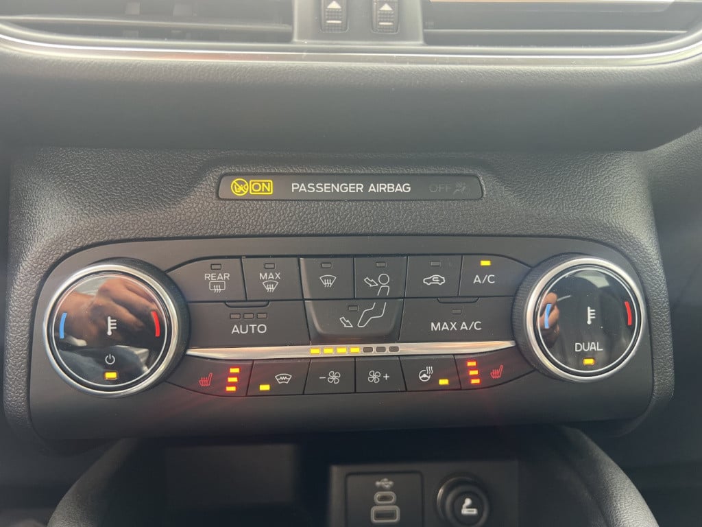 Ford Kuga 2.5 phev e-cvt 225pk vignale , winterpack , b&o , camera