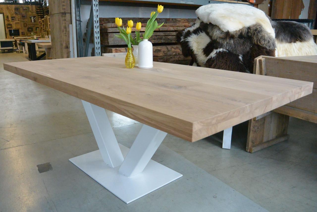EIKENHOUTEN TAFELS OP MAAT