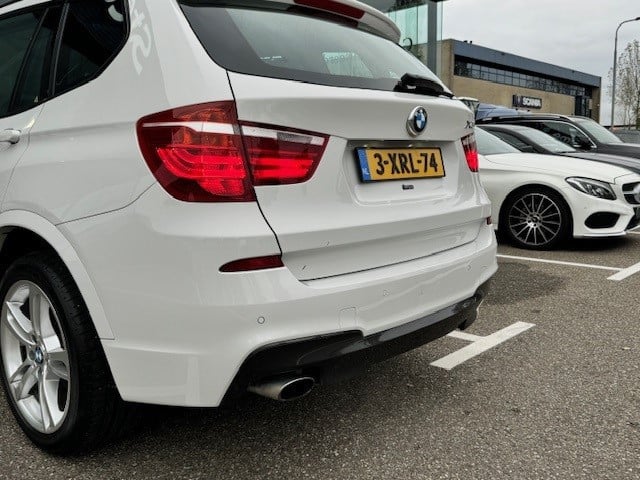 BMW X3 xdrive20i high executive l m line sportpakket l panoramadak l leder 