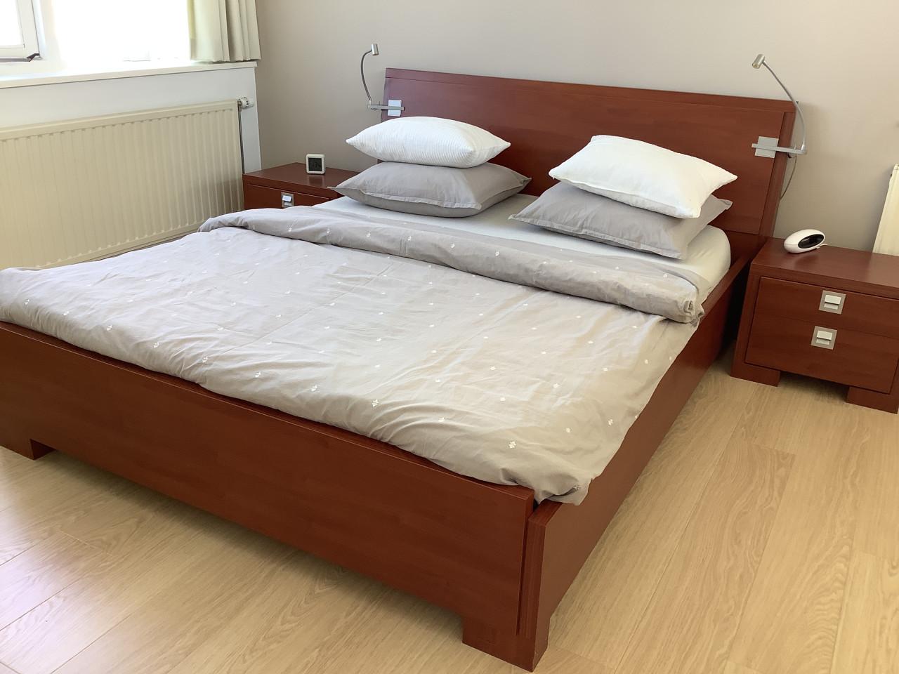 Twee persoonsbed 1.6mx2.00m