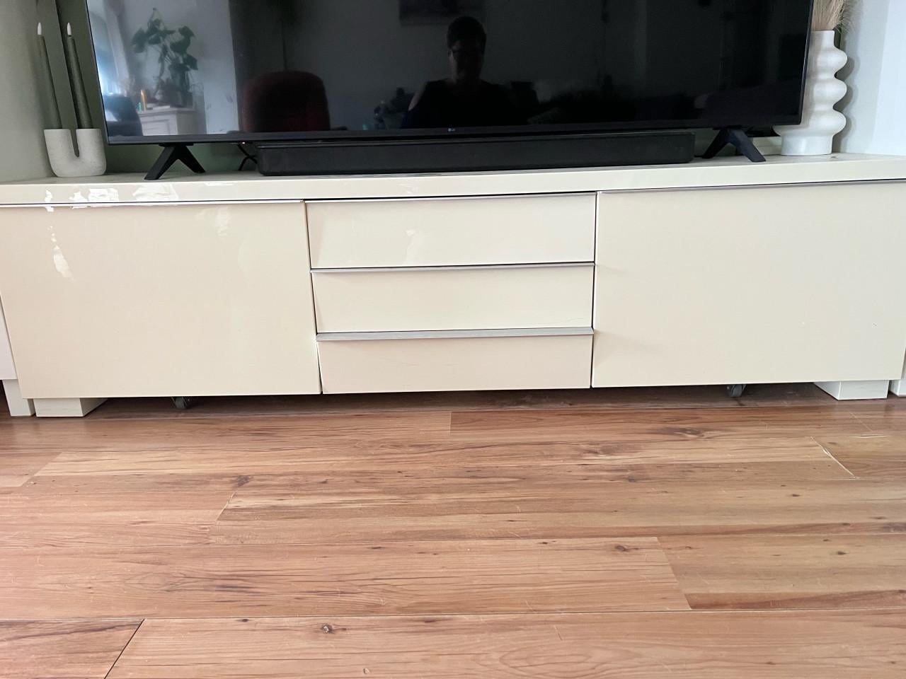 Gratis tv meubel