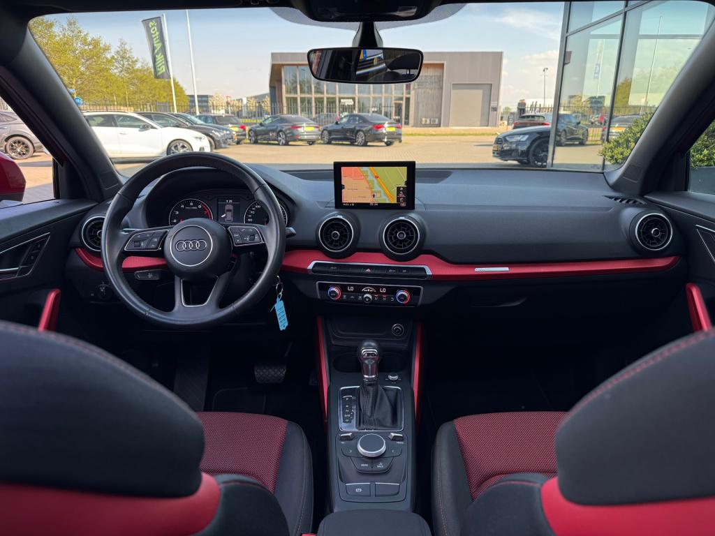 Audi Q2 30 tfsi sport * panoramadak * clima * navigatie
