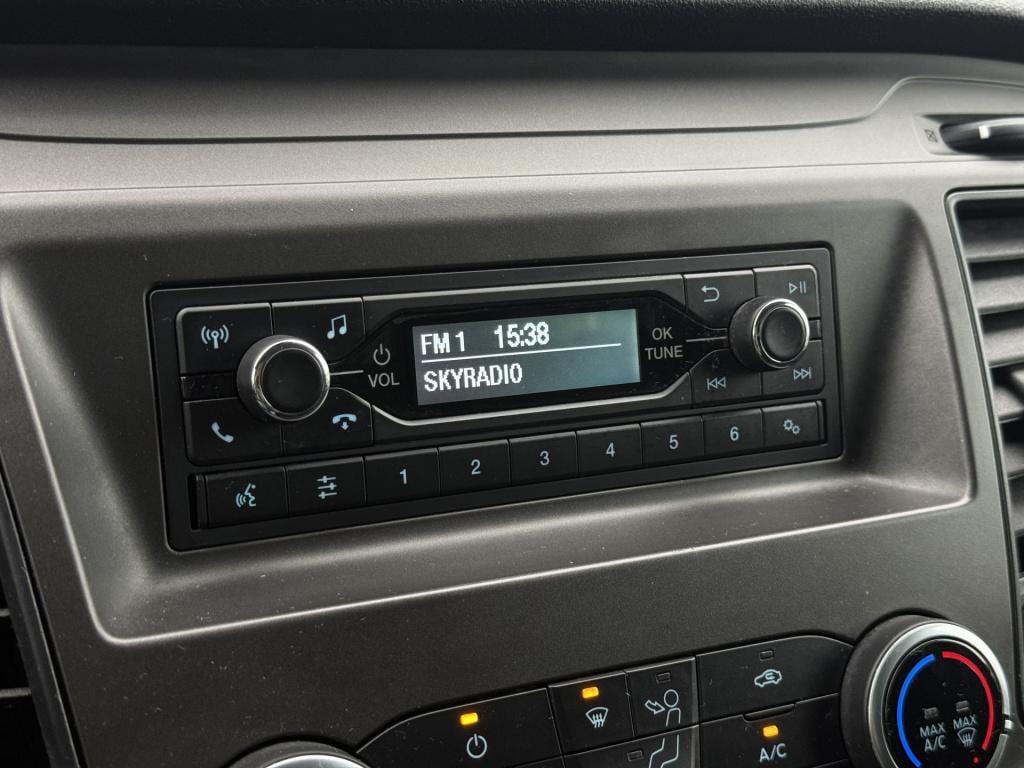 Ford Transit 350 2.0 tdci trend bakwagen met laadklep | airco | cruisec. | 