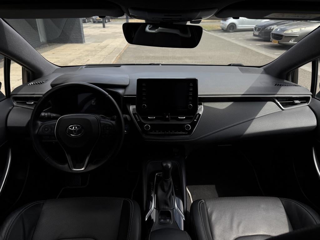 Toyota Corolla 1.8 hybrid gr-sport