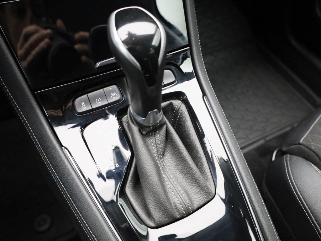 Opel Grandland X 1.2 turbo elegance | automaat | trekhaak | lmv | parkeer s