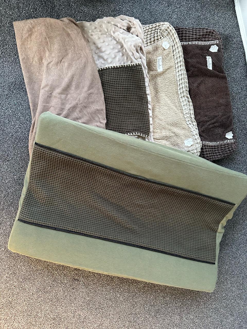 Aankleedkussen + 5 hoezen