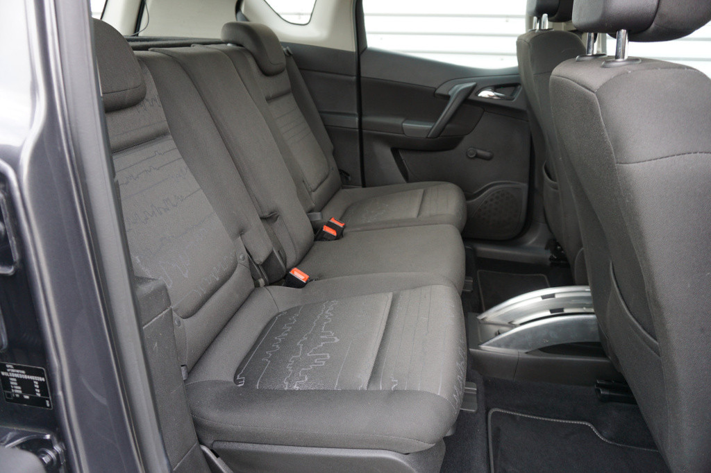Opel Meriva 1.4 turbo cosmo airco / trekhaak / cruise control  / nap