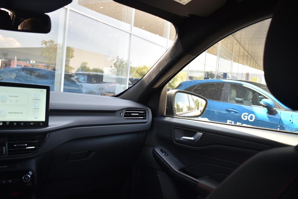 Ford Kuga 2.5 phev st-line x | climate control | adaptieve cruise control |
