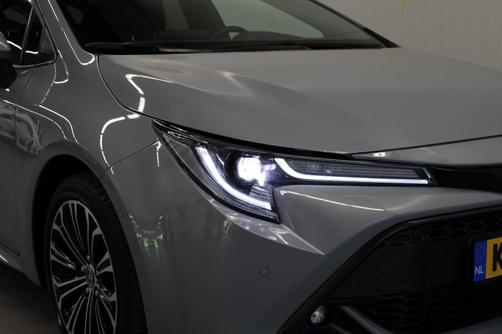 Toyota Corolla 1.8 hybrid dynamic plus | pdc | dode hoek | stoel-en stuurve
