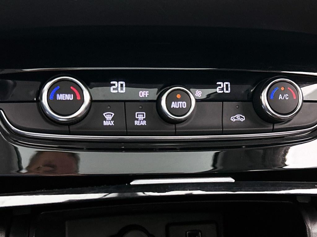 Opel Grandland X 1.2 turbo business executive| trekhaak | panoramadak |