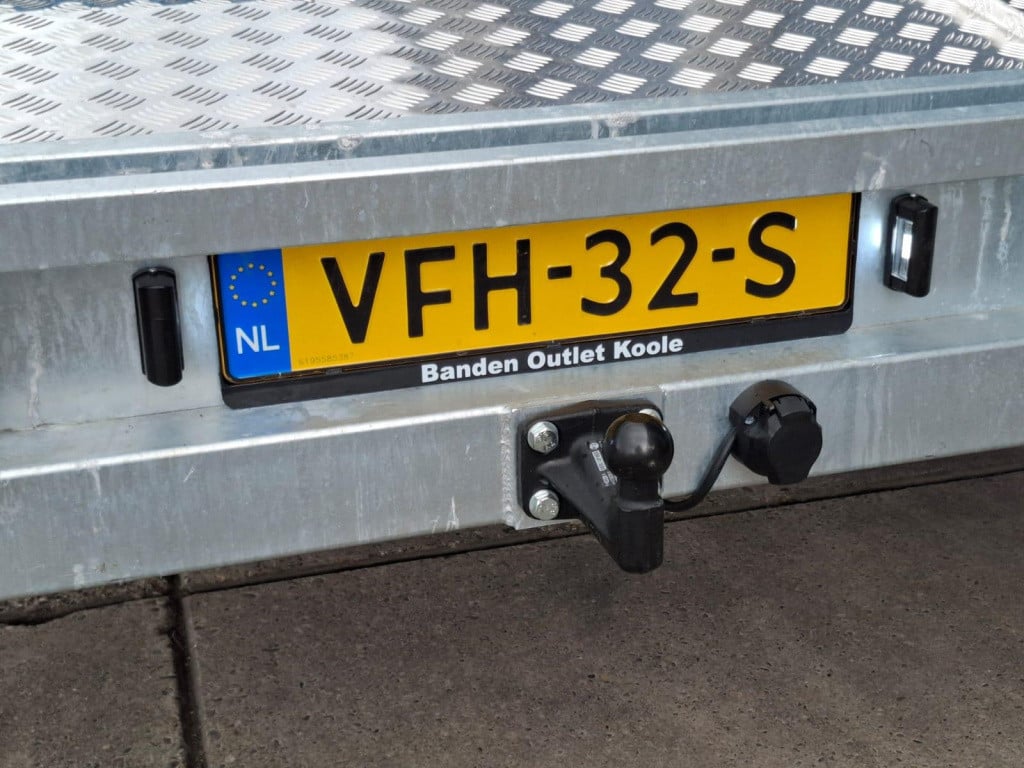 Volkswagen Crafter 35 2.0 tdi l4 trendline oprijwagen / ambulance / trailer