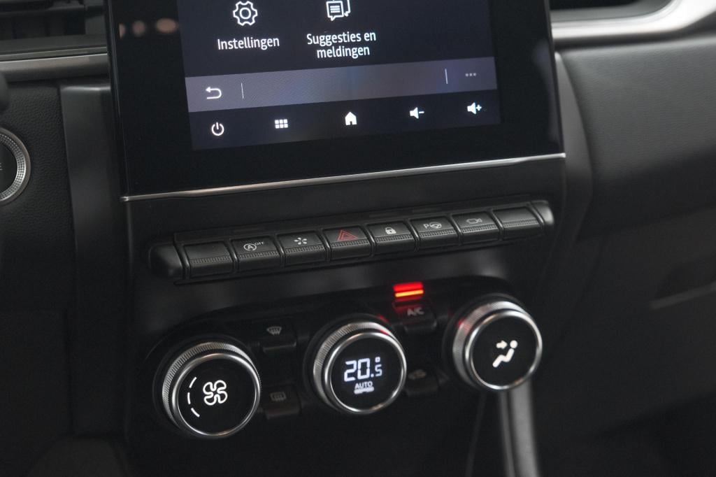 Renault Captur tce 90 techno | 360 camera | 9.3 inch grootscherm | apple ca