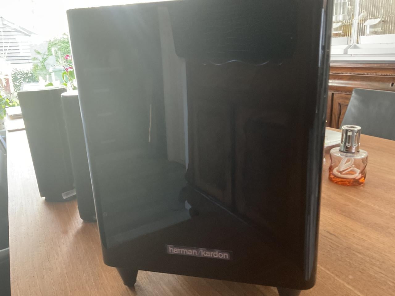 Harman kardon subwoofer met 2 luidsprekers