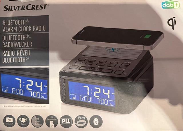 2 stuks nieuwe wekker radio's