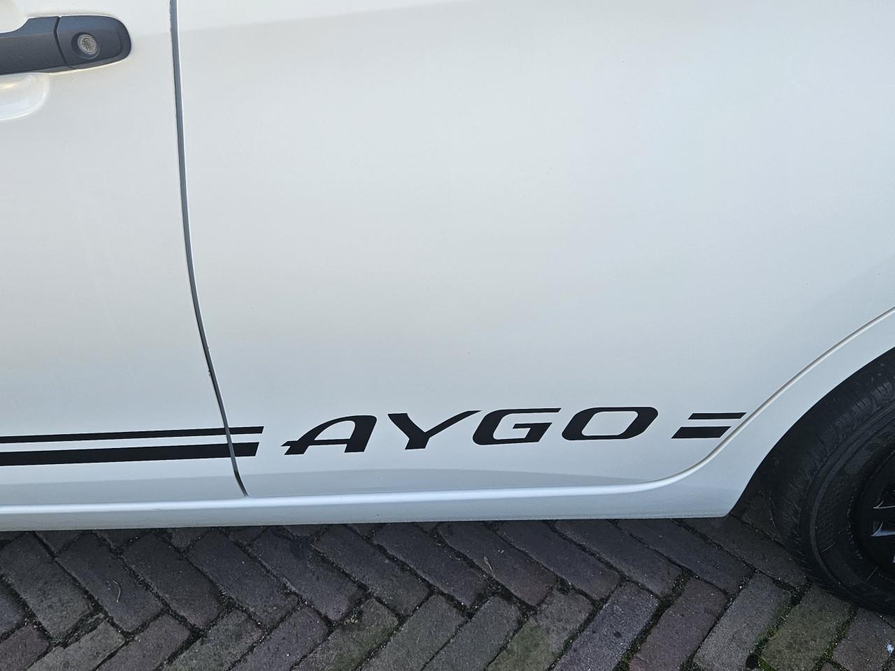Zuinige Toyota Aygo 1.0 (2017) | 96.650 km | Airco + Cruise | 4-deurs