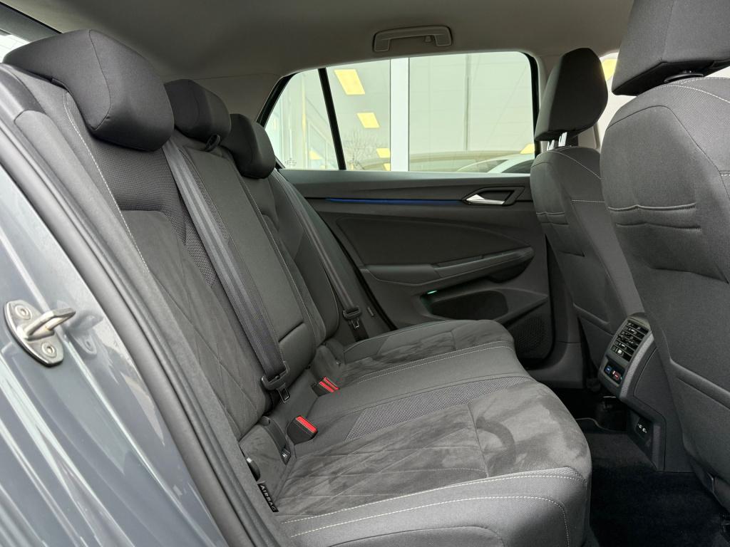 Volkswagen Golf 1.5 etsi style