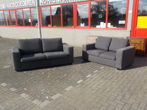 Stoffen 3 ( 190 cm ) + 2 zits ( 160 cm ) in goede staat