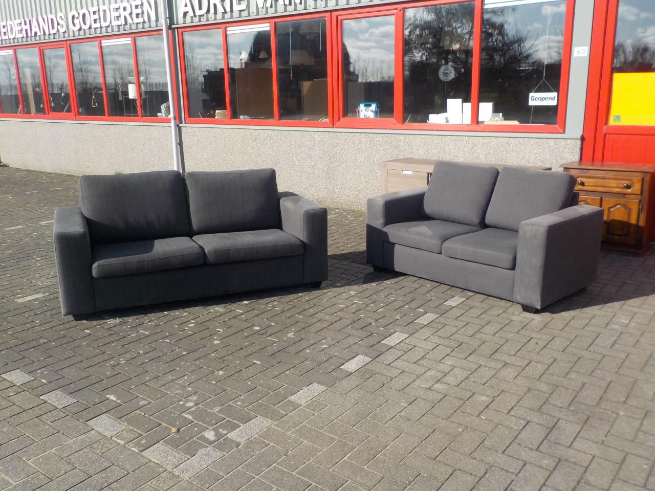 Stoffen 3 ( 190 cm ) + 2 zits ( 160 cm ) in goede staat