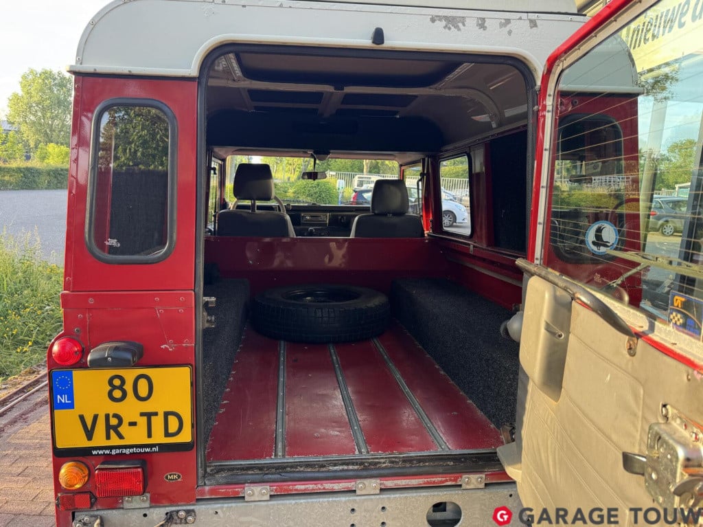 Land Rover Defender 2.5 td5 110" hard top