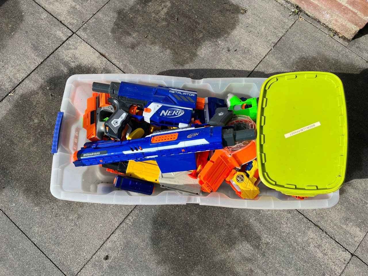 Diverse Nerf pistolen/geweren en pijltjes