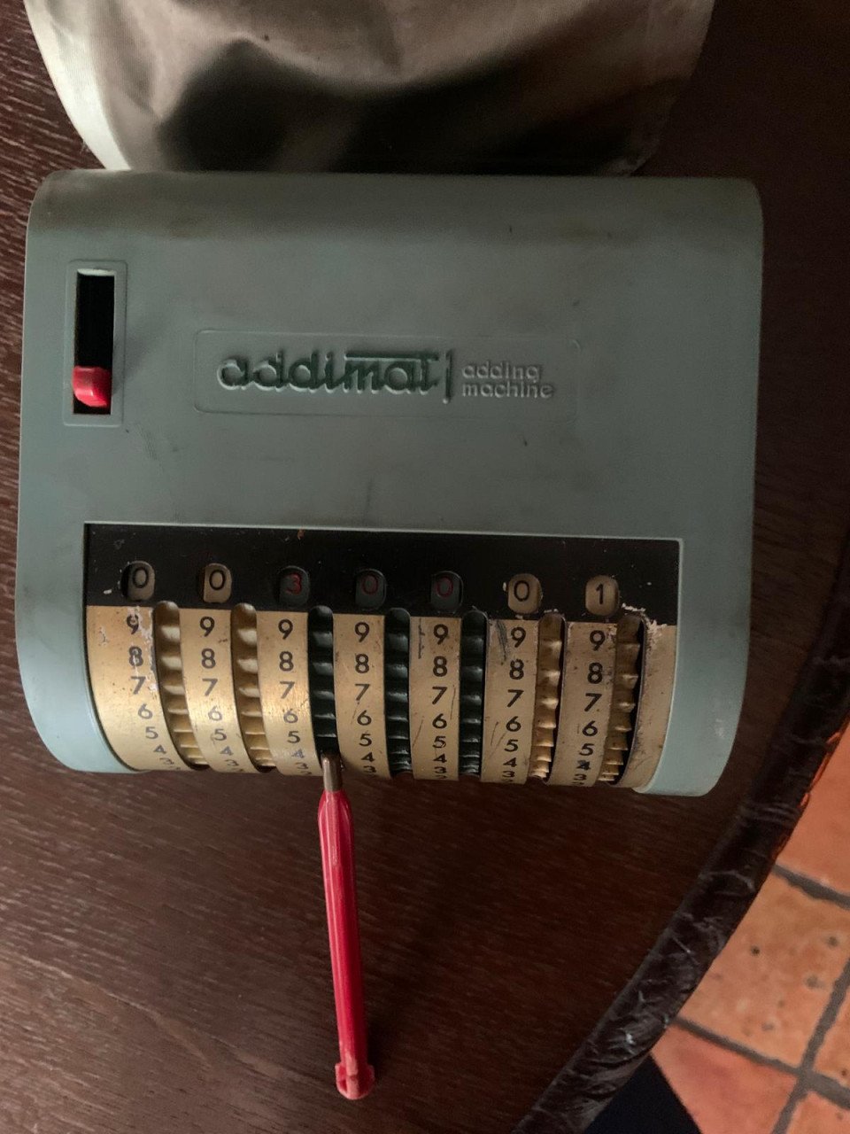 Te koop; vintage calculator telmachine rekenmachine winkel antiek