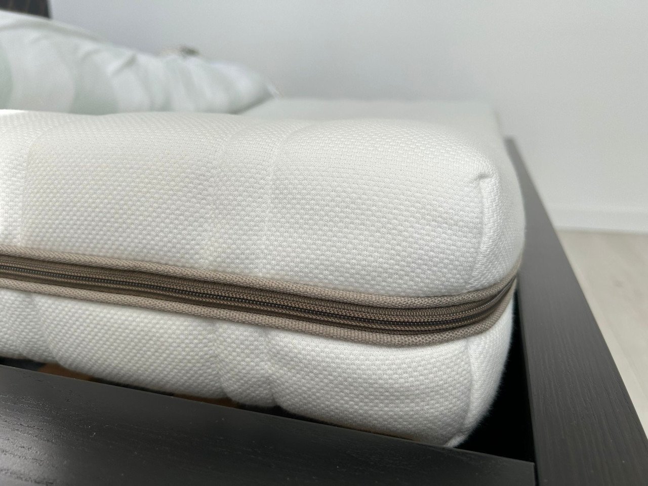 Bed met lades
