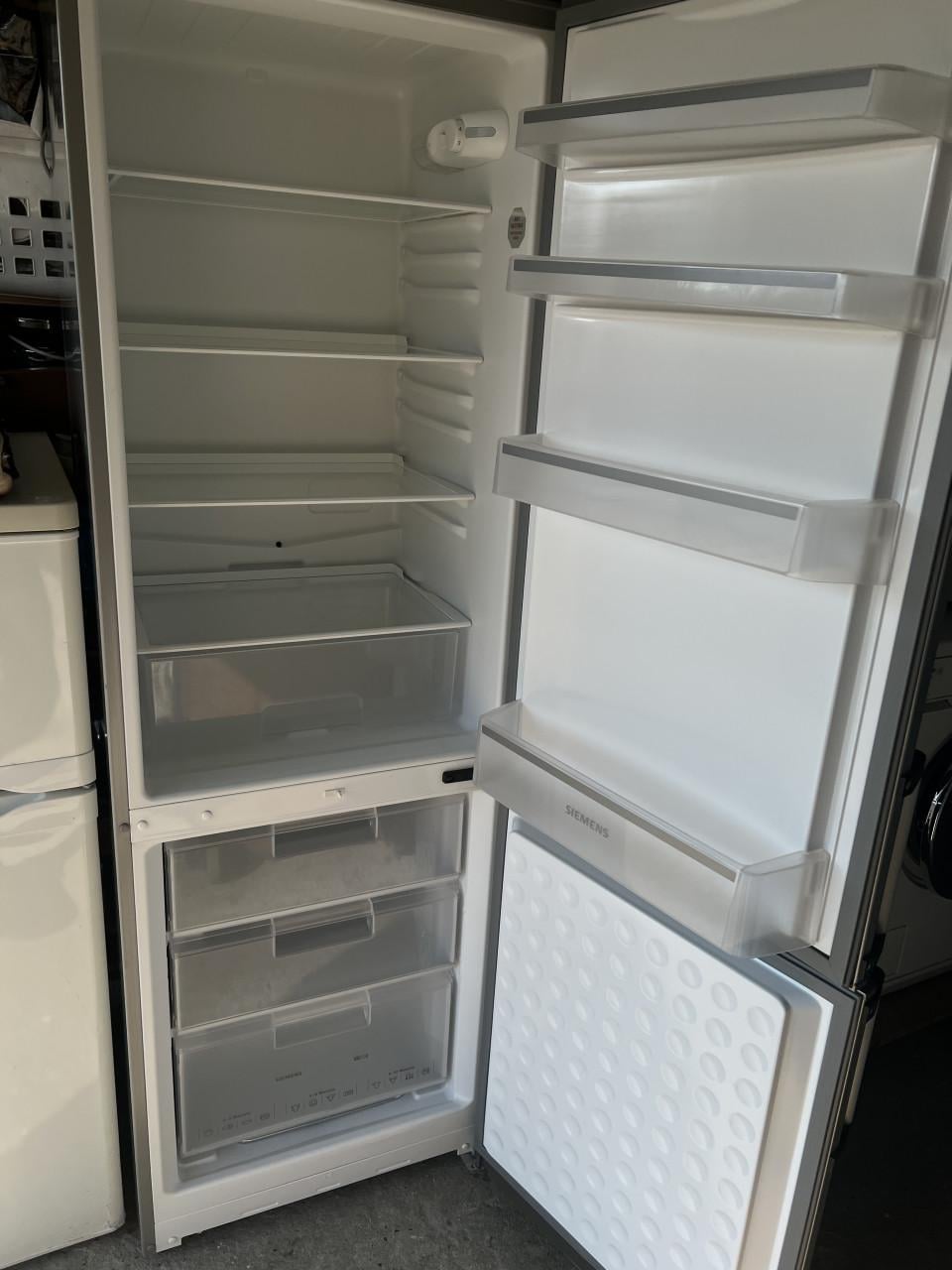 Siemens zilveren koel vries combinatie koelkast vriezer ZGAN