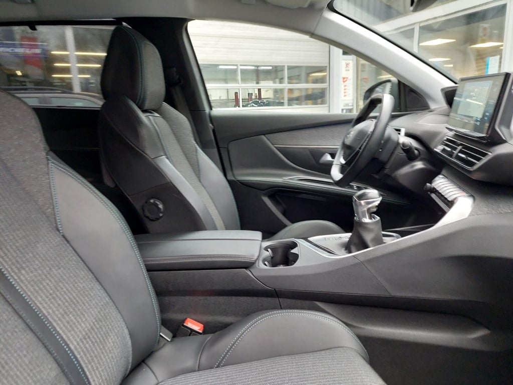 Peugeot 5008 suv 130 allure 7 persoons clima/nav/cam