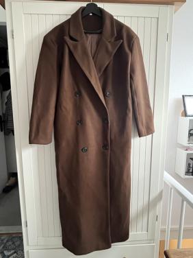 Camelkleurige dames mantel