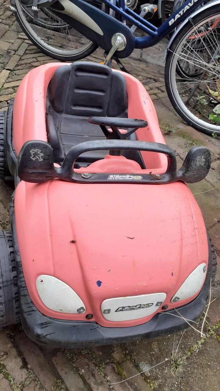 2 X Skelter -Quad 4-Wheel & Electrische Roze Volkswagen..Kever.?