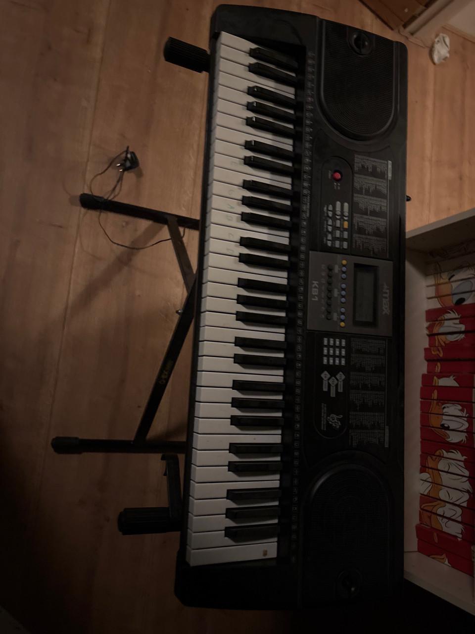 Keyboard met standaard