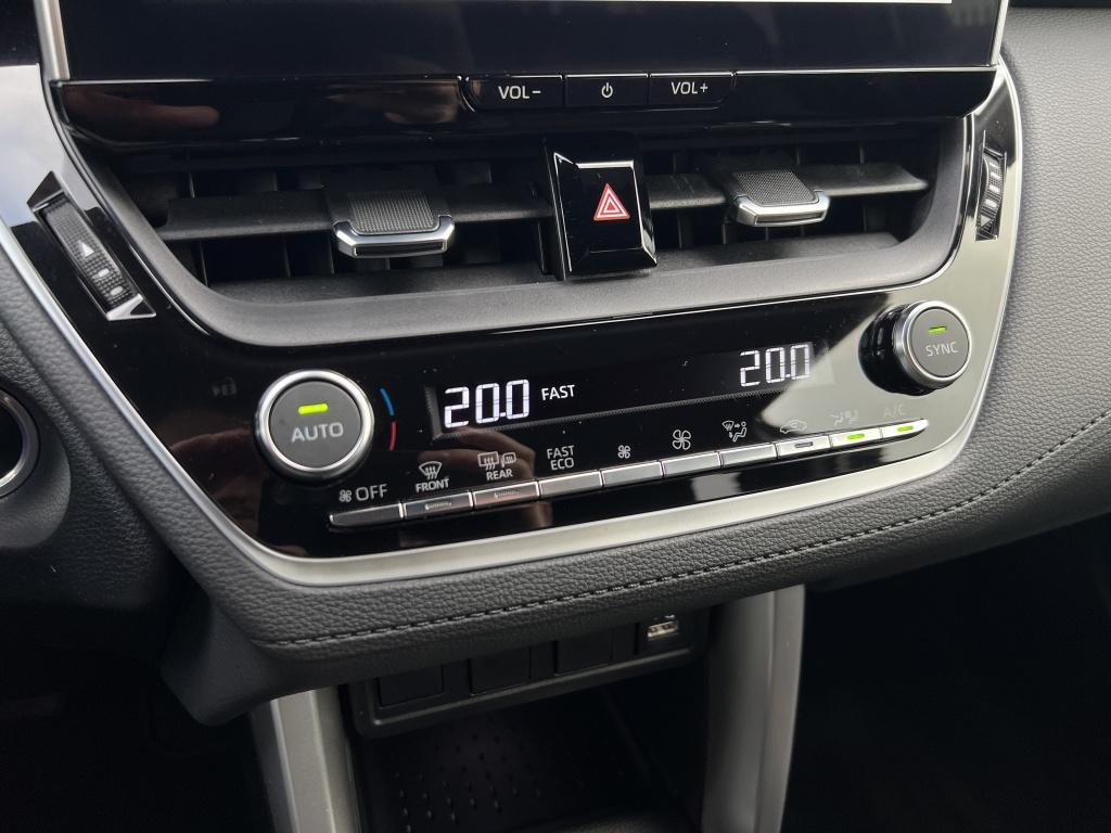 Toyota Corolla Cross hybrid 140 dynamic