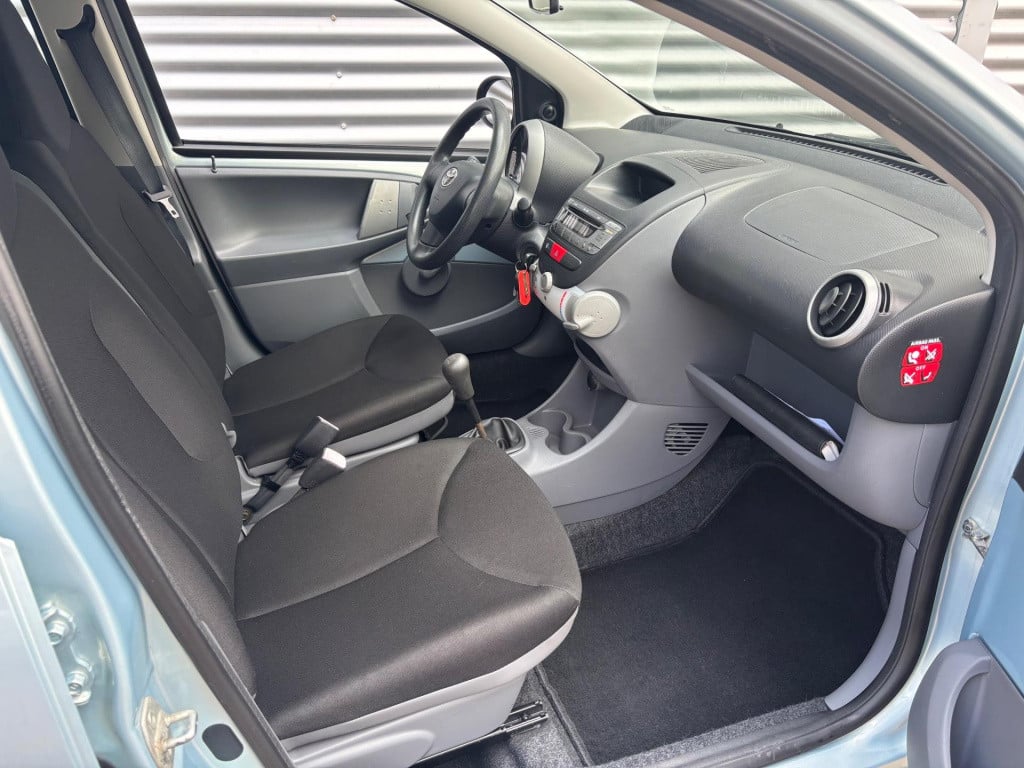 Toyota Aygo 1.0-12v