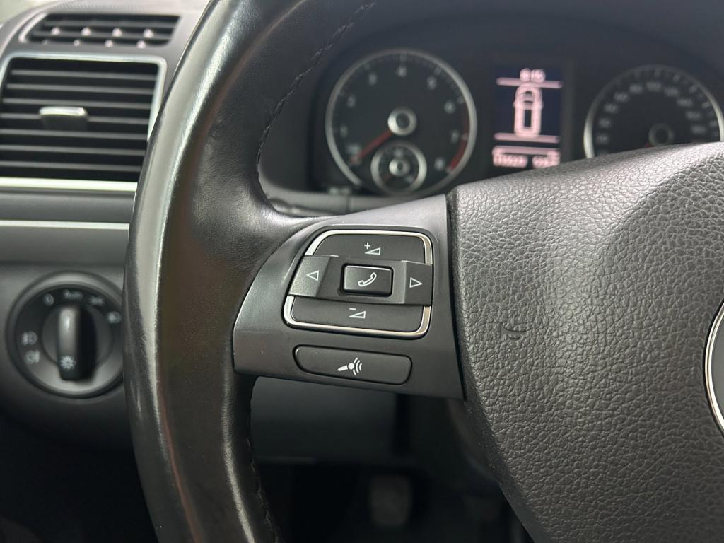 Volkswagen Touran occasion 1.2 tsi highline bluemotion 7p. | grijs | tweede