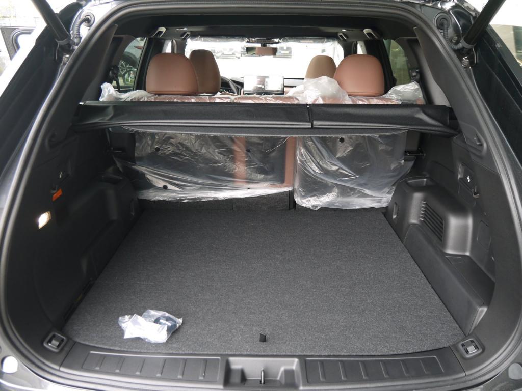 Mitsubishi Outlander 2.4 phev intense+