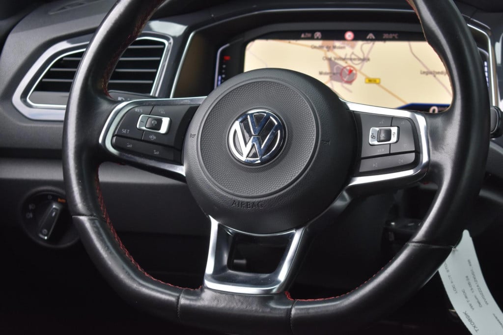 Volkswagen T-roc 1.0 tsi sport | virtual cockpit | trekhaak | camera | nap 