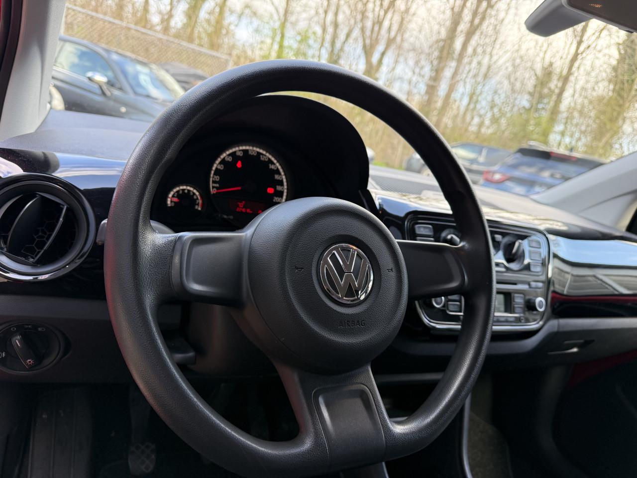 Volkswagen Up! 1.0 Move up! Bluemotion 2013| AIRCO