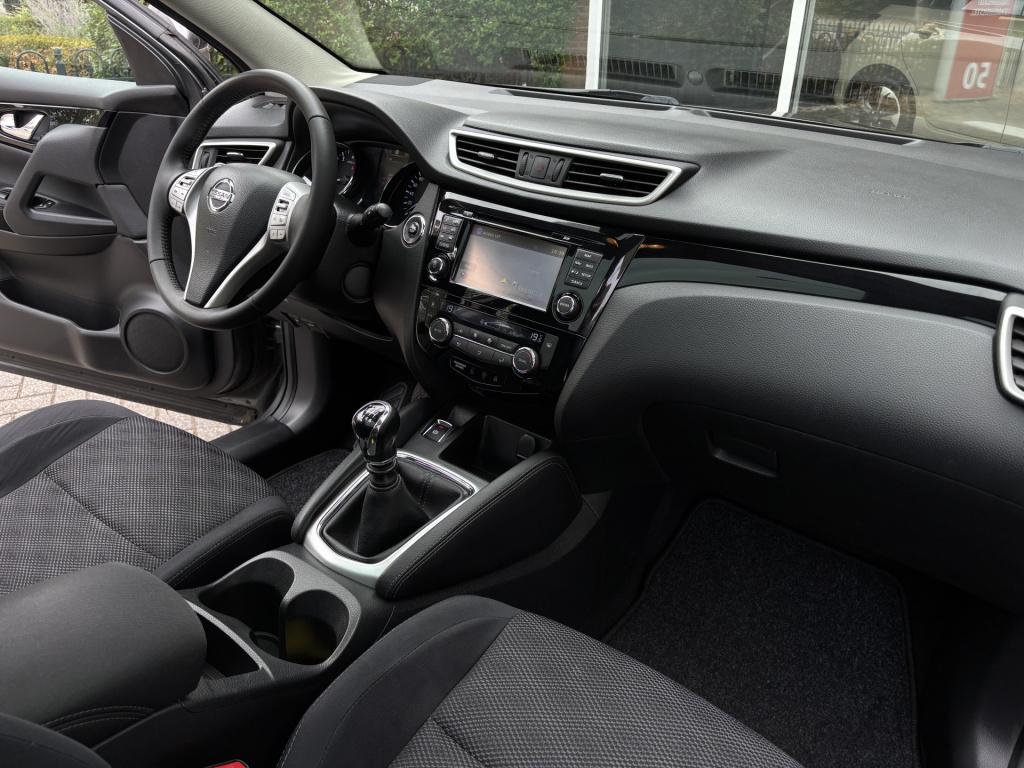 Nissan Qashqai 1.6 n-connecta | 164pk | 1500kg trekgewicht | 360* camera | 