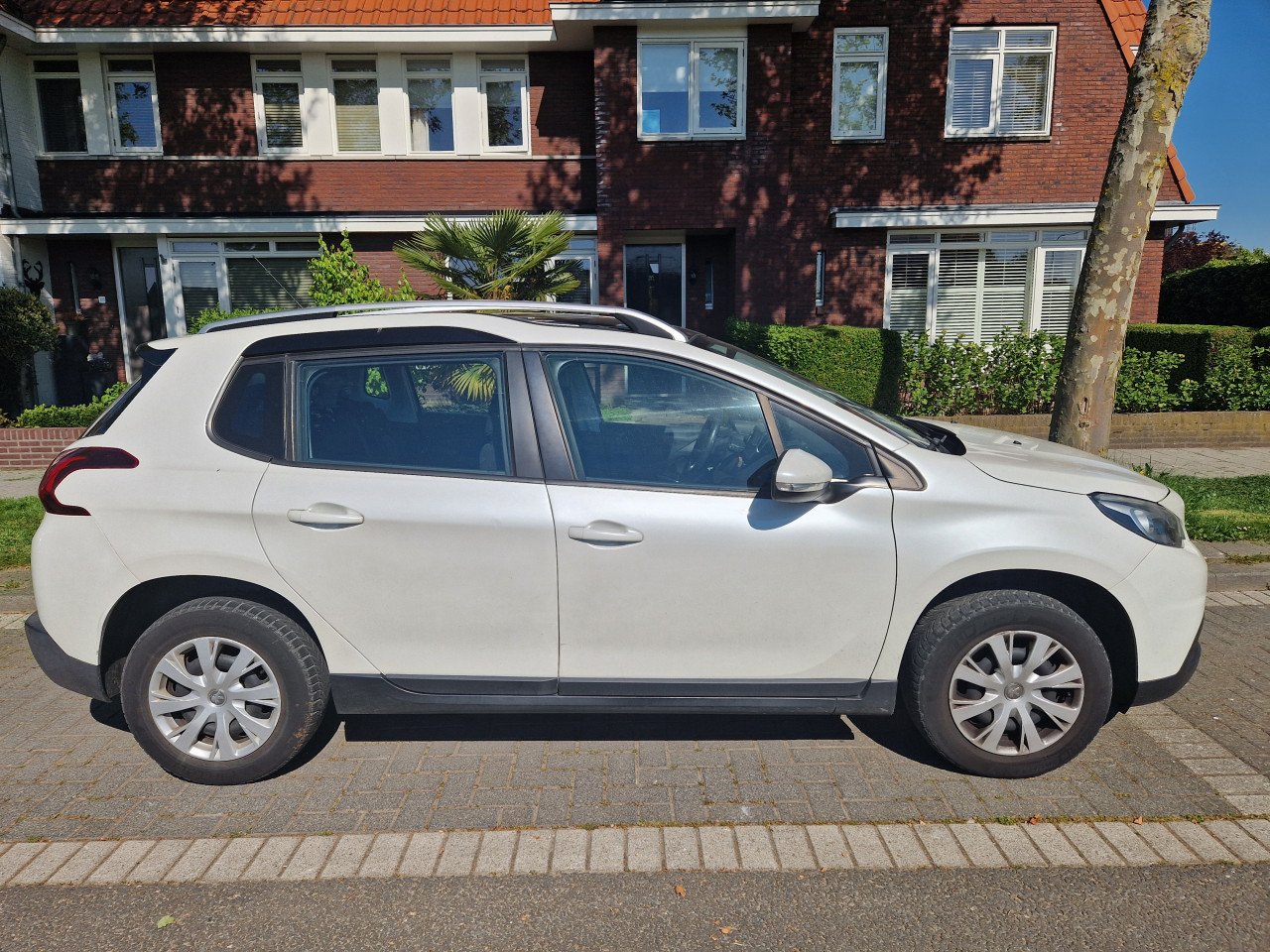 Peugeot 2008 met panoramadak