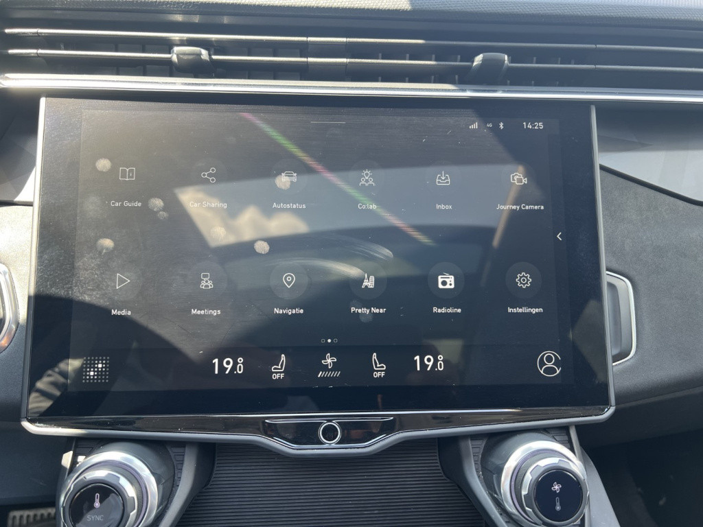 Lynk & Co 01 1.5 261pk plug in hybrid , panodak , 360gr camera , adaptive c