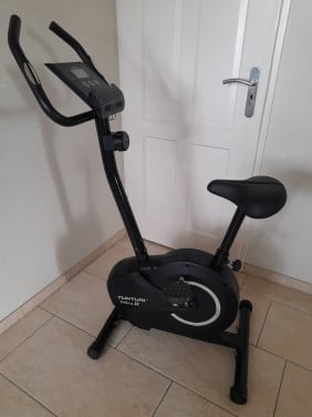 Tunturi Hometrainer (werkt naar behoren ) in goede staat !