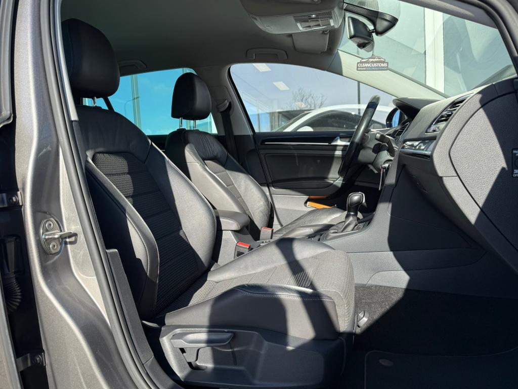 Volkswagen Golf 1.2 tsi business edition r connected dsg