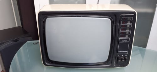 Vintage tv tje grundig