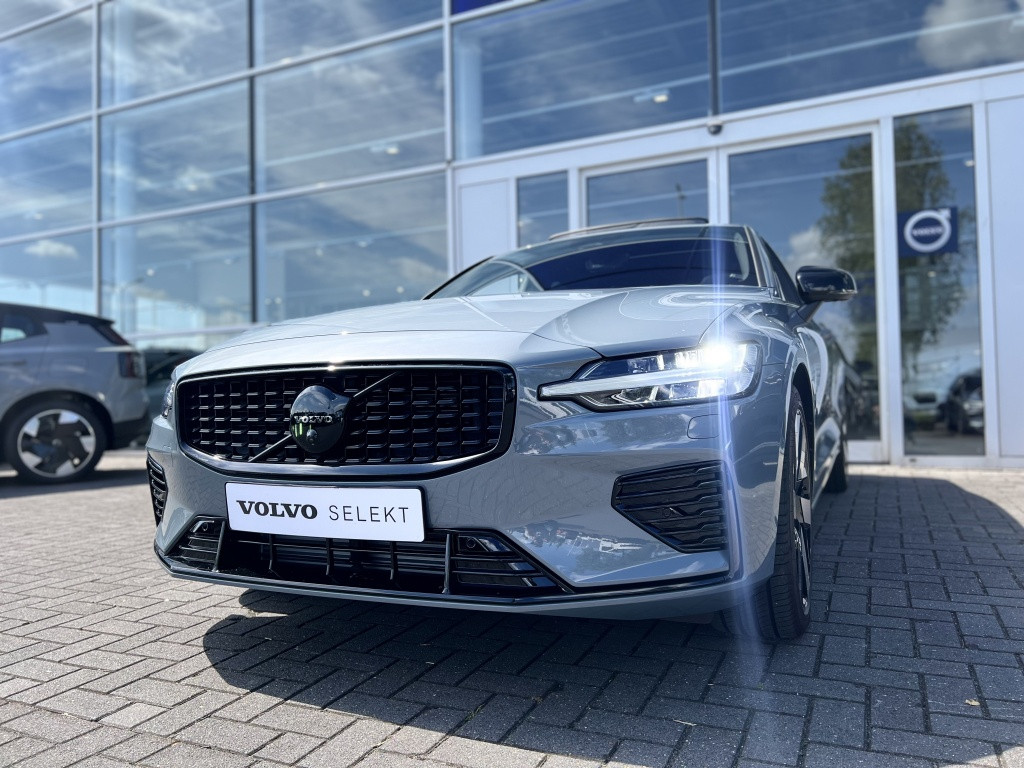 Volvo S60 t8 455pk ultimate dark | full options !! new prijs €68700,-