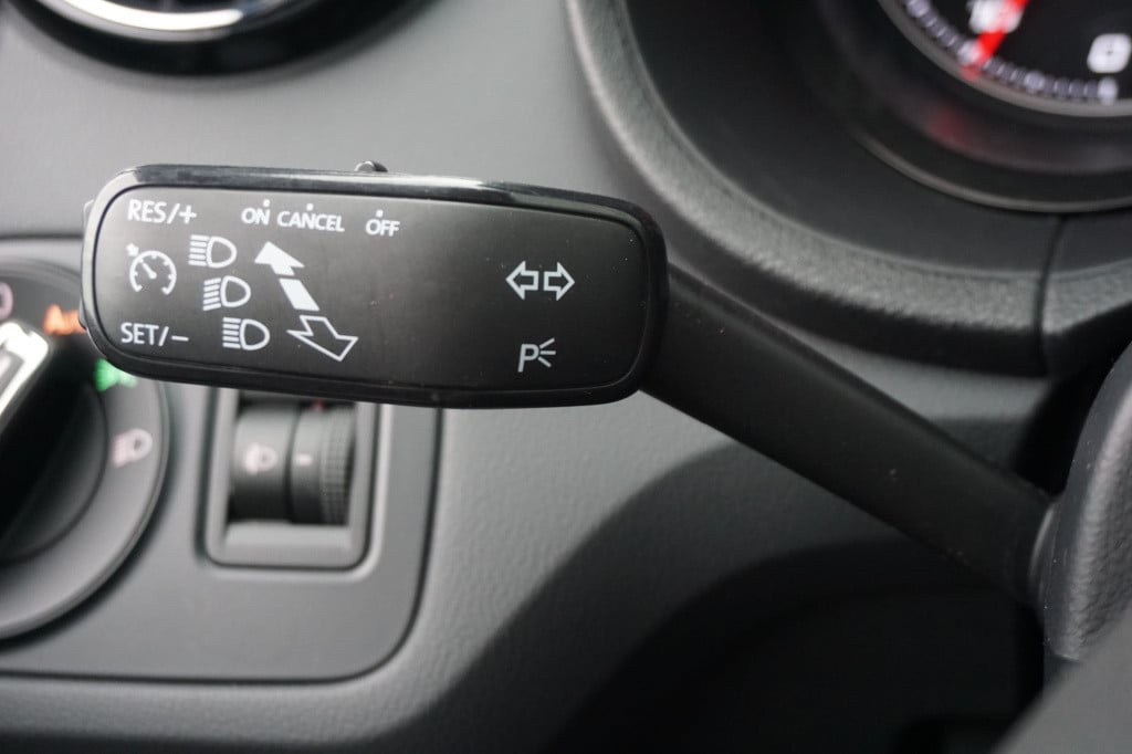 Seat Ibiza st 1.0 ecotsi style connect automaat - airco / navi / cruise / p