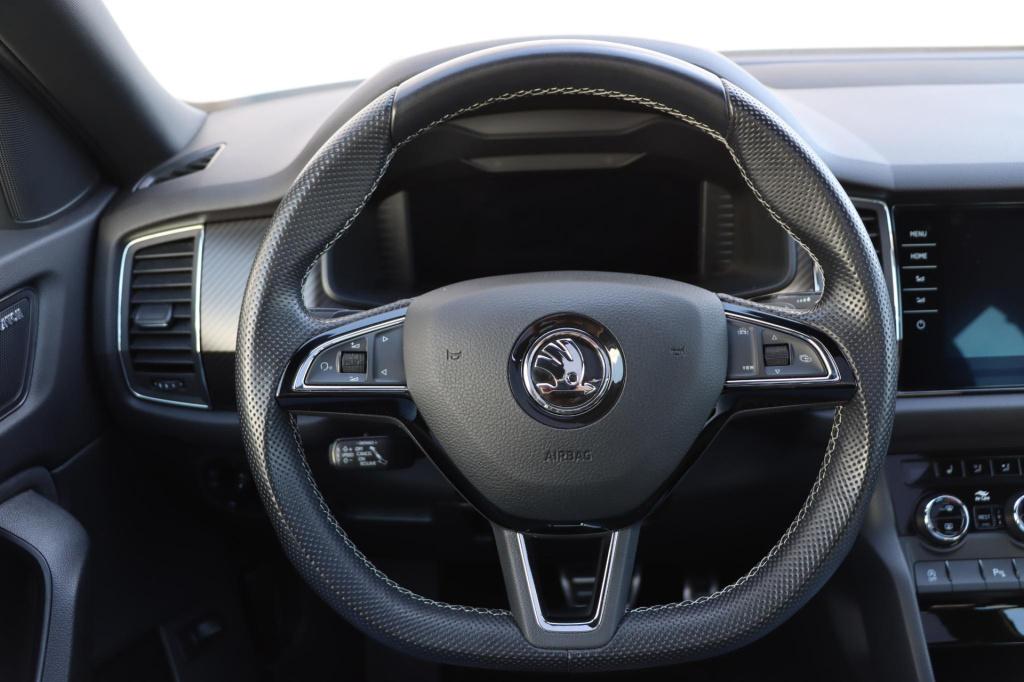 Skoda Kodiaq 1.5 tsi sportline business 150pk dsg7 7p. | pano | trekhaak | 