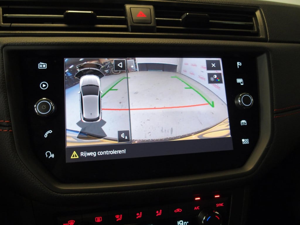 Seat Ibiza 1.0 tsi fr business intense nl auto, camera, appconnect, pdc, cr