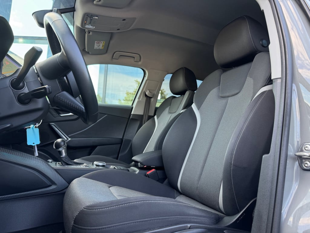Audi Q2 30 tfsi sport * virtual cockpit * stoelverwarming * trekhaak